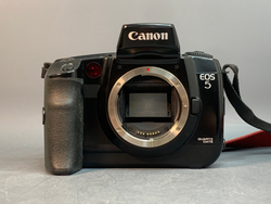 Canon EOS 5