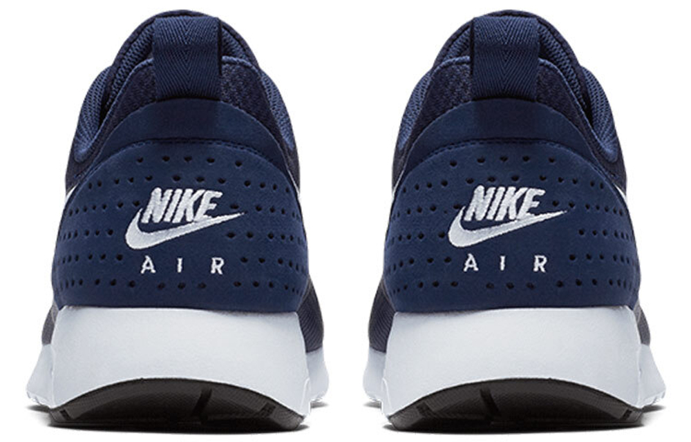 Кроссовки Nike Air Max Tavas