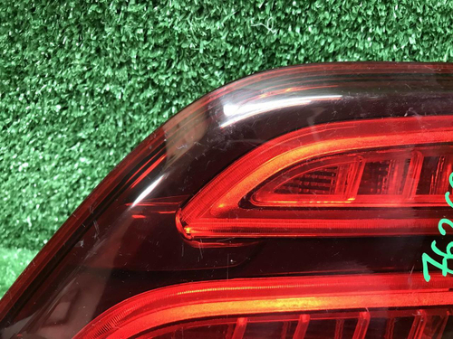 Фонарь правый внутренний Mercedes GLE W166 (15-18)