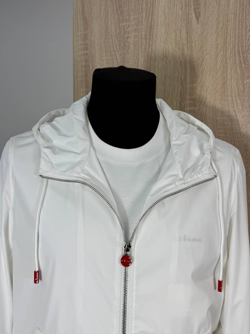 Ветровка Kiton