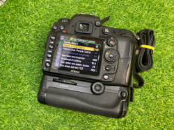 Nikon D7000 + бат. блок Покупка/Продажа