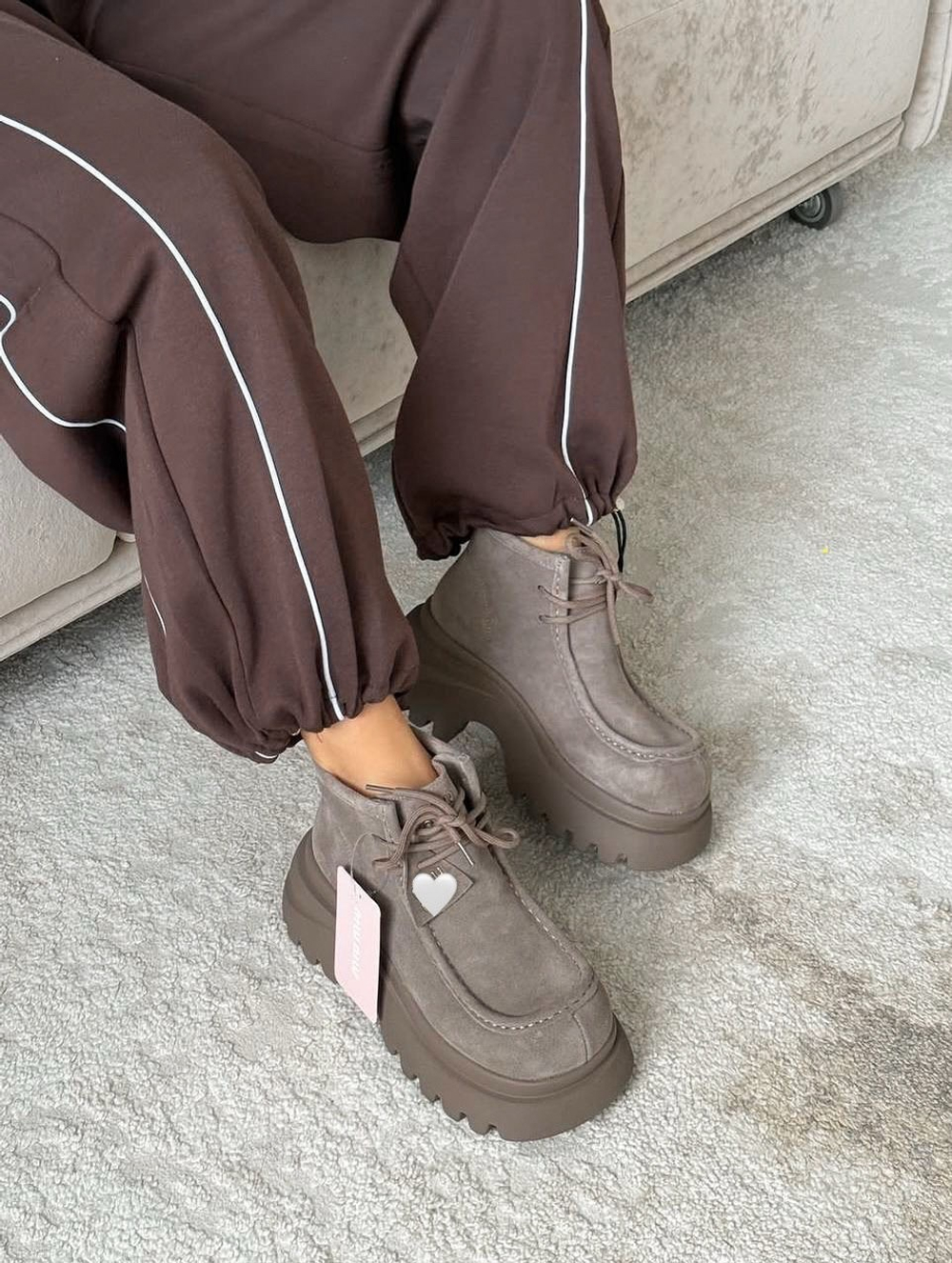 Ботинки из натуральной замши