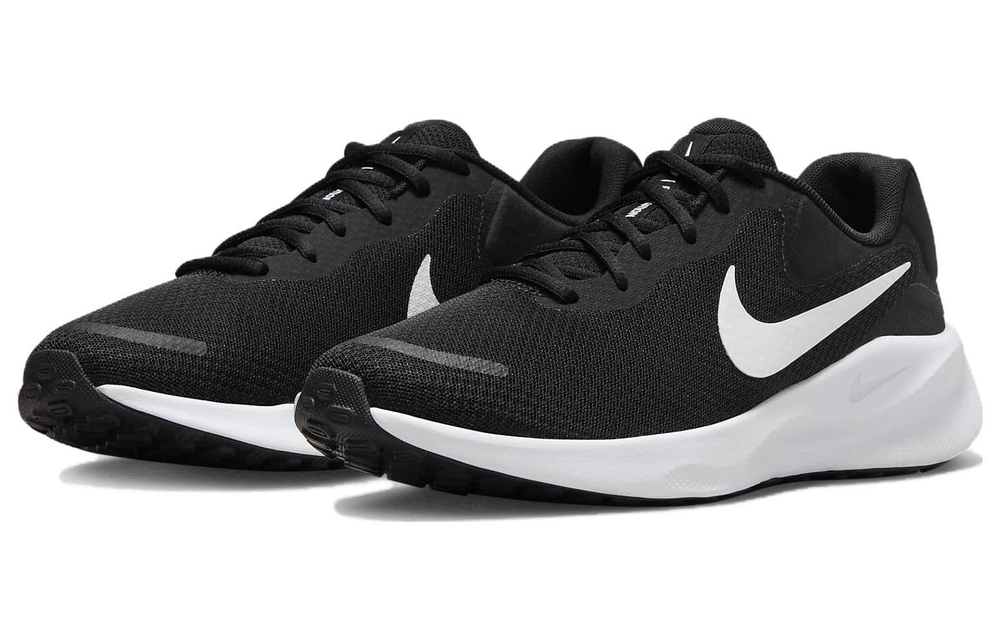 Кроссовки Nike Revolution 7