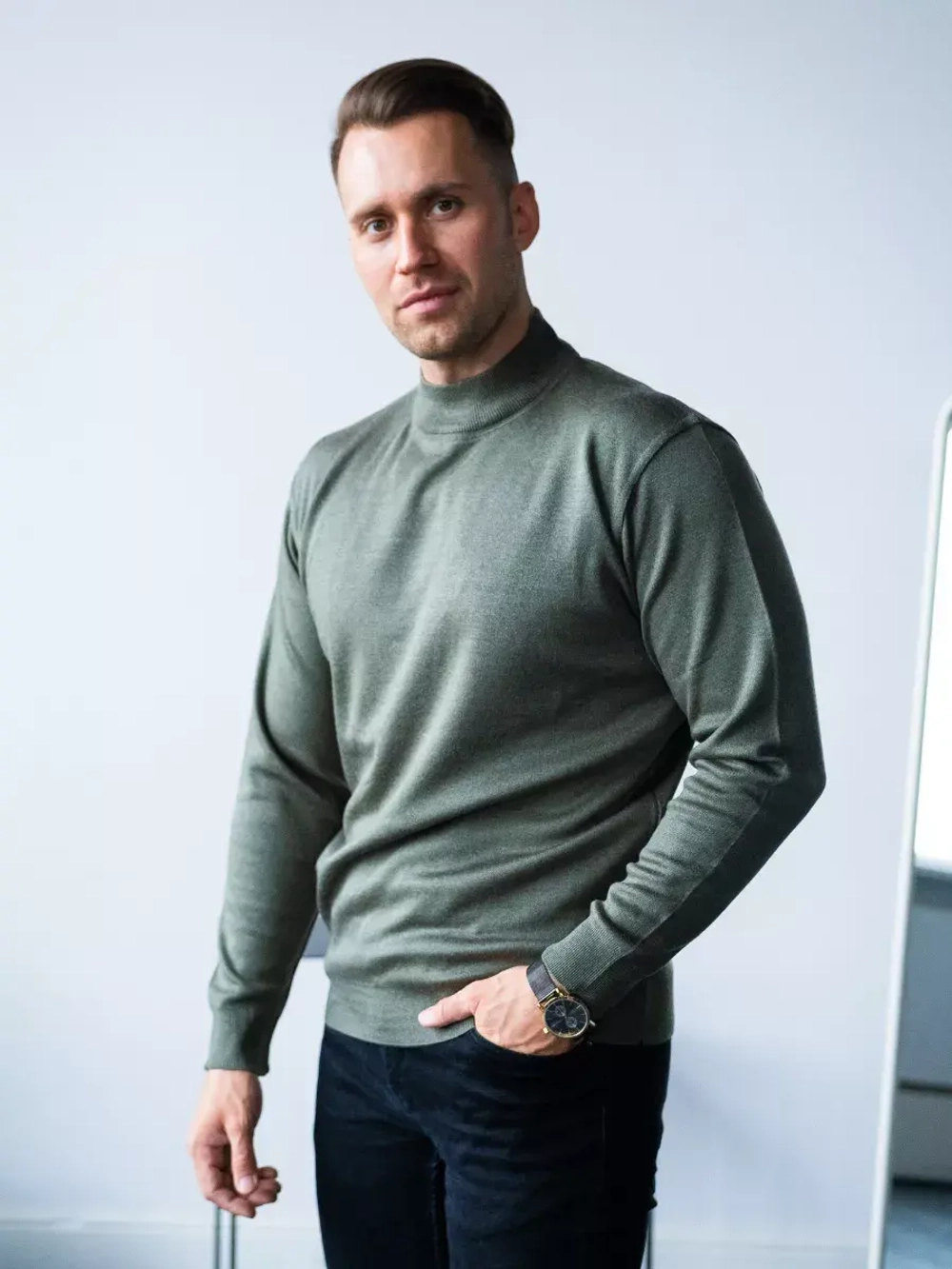 Джемпер Турция тонкий теплый с горлом