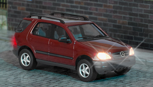 Модель авто 1:87 Автомобиль Mercedes-Benz® M-Klasse W164, свет