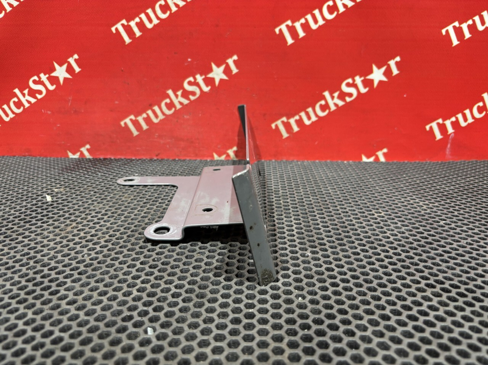 Кронштейн осушителя 2023г.