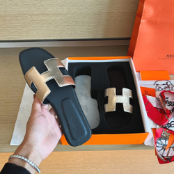 Hermes Oran Sandal