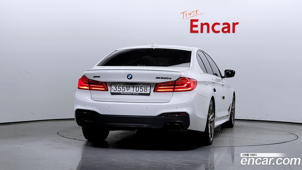 BMW 5 Series (G30) M550d xDrive (12.2019)