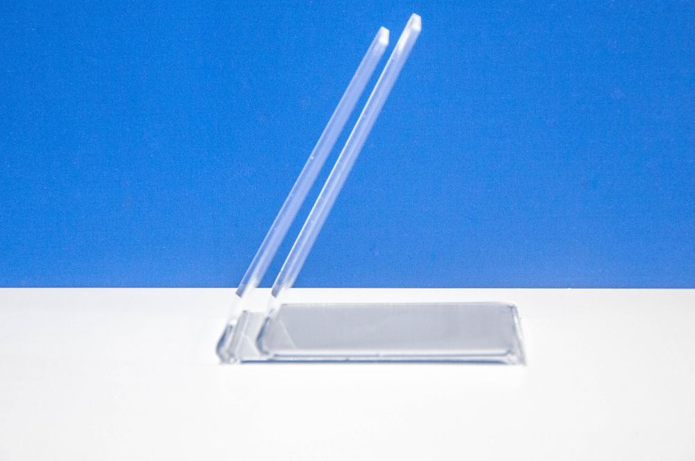 Подставка под паспорт 90х115х135 мм