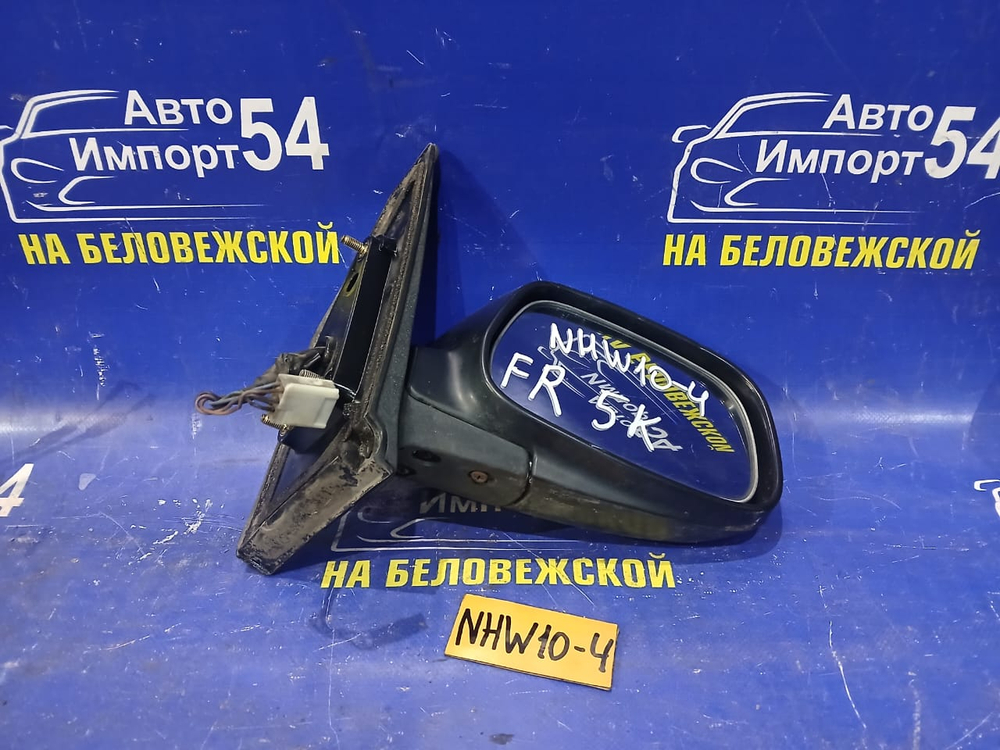 Зеркало правое TOYOTA PRIUS 1998