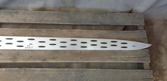 Накладка подножки левой Mercedes GLE (W166) 11-18 Б/У Оригинал A1666980348