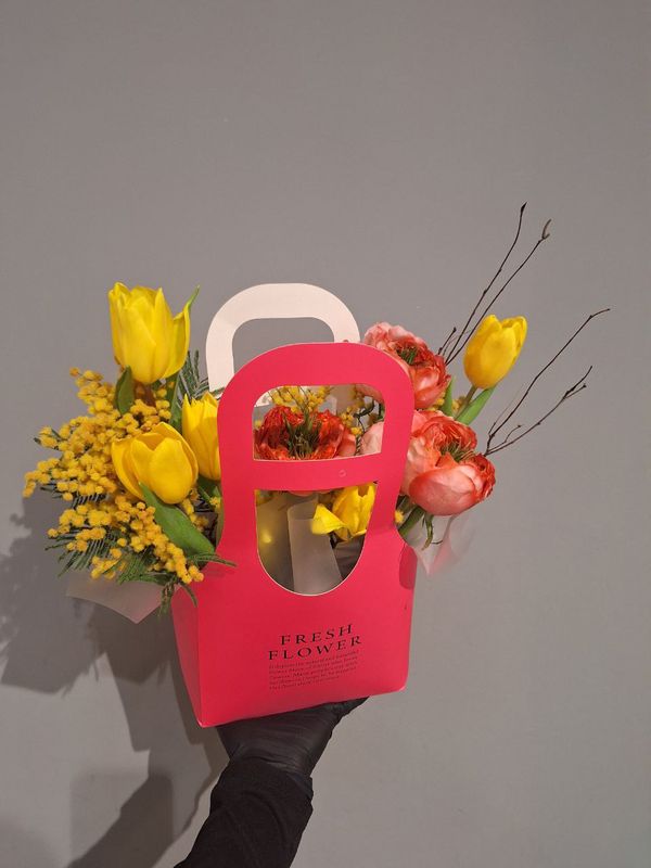 Композиция "Яркий день"