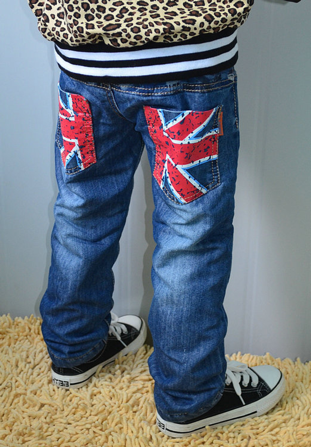 Джинсы детские утепленные с принтом британского флага на карманах