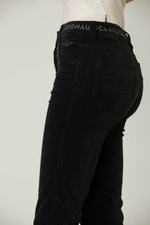 Брюки в молочном цвете