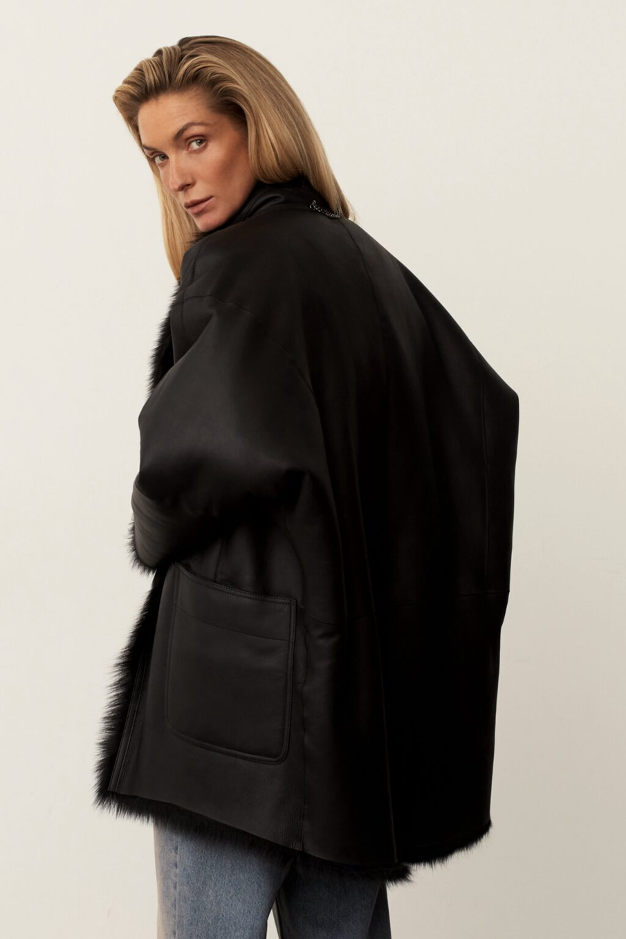 Дубленка из натурального меха Noir