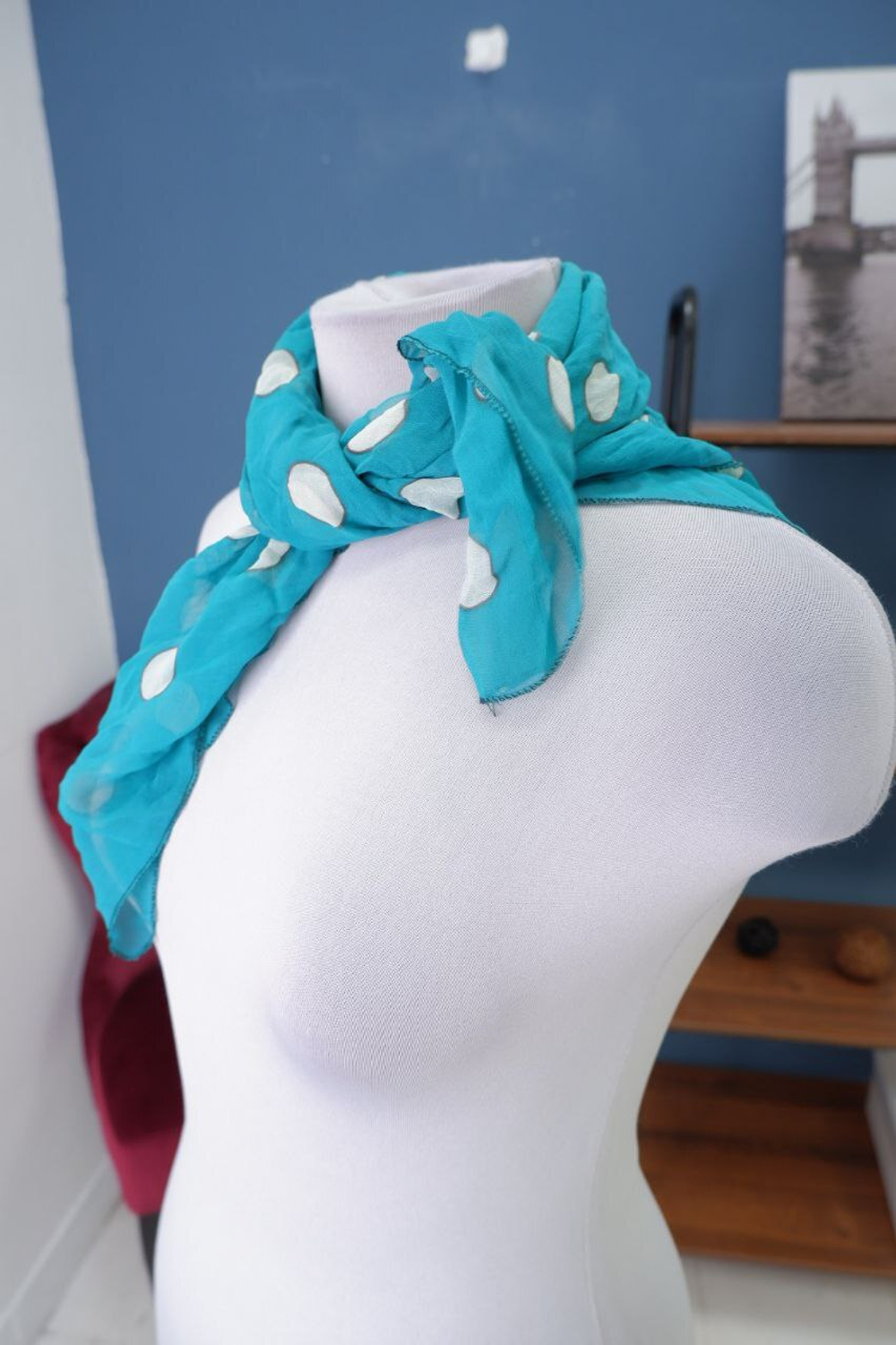 Шарф шелковый в горох