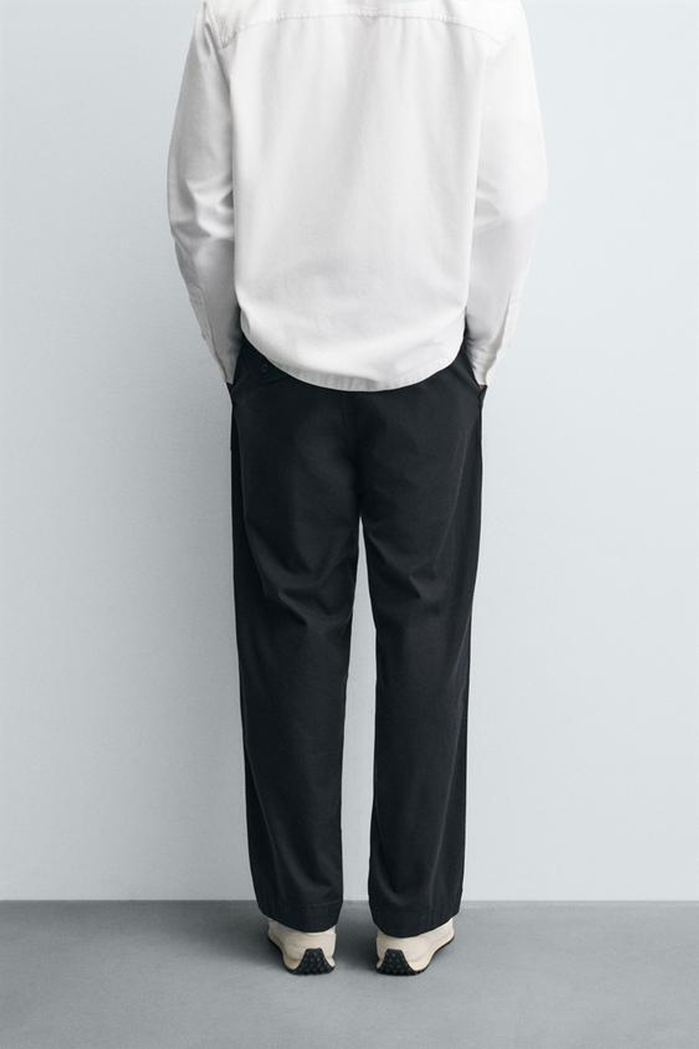 ZARA БРЮКИ RELAXED FIT СО СКЛАДКАМИ, ТЕМНО-СИНИЙ