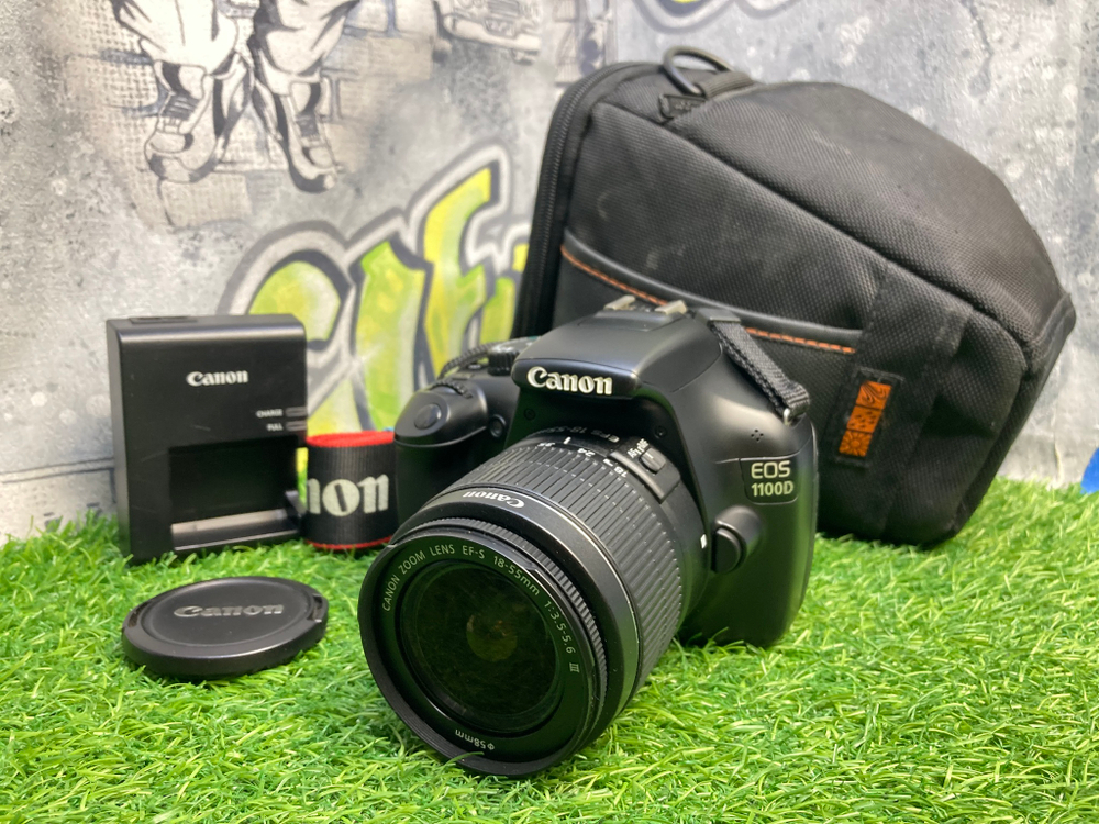 Canon EOS 1100D Kit 18-55mm (5.800 кадров)