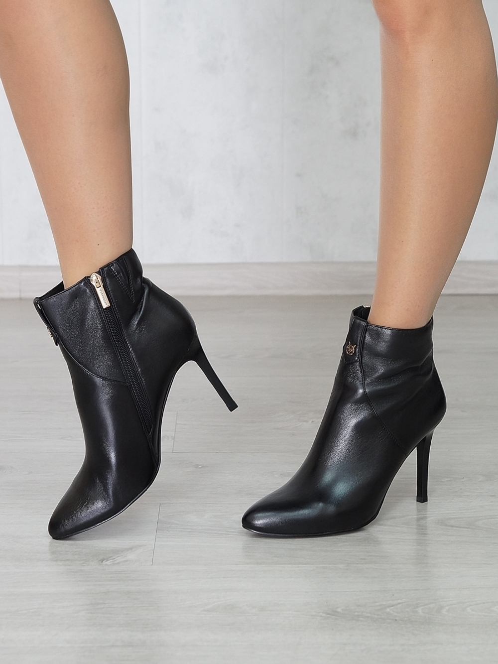 Полусапожки женские VARANESE V462