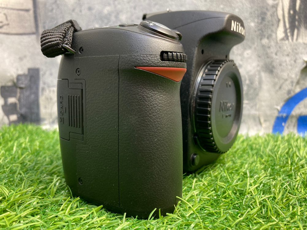 Nikon D80 (5.800 кадров) Покупка/Продажа