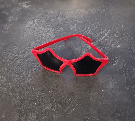 Очки Черт жёлтые с зелёным