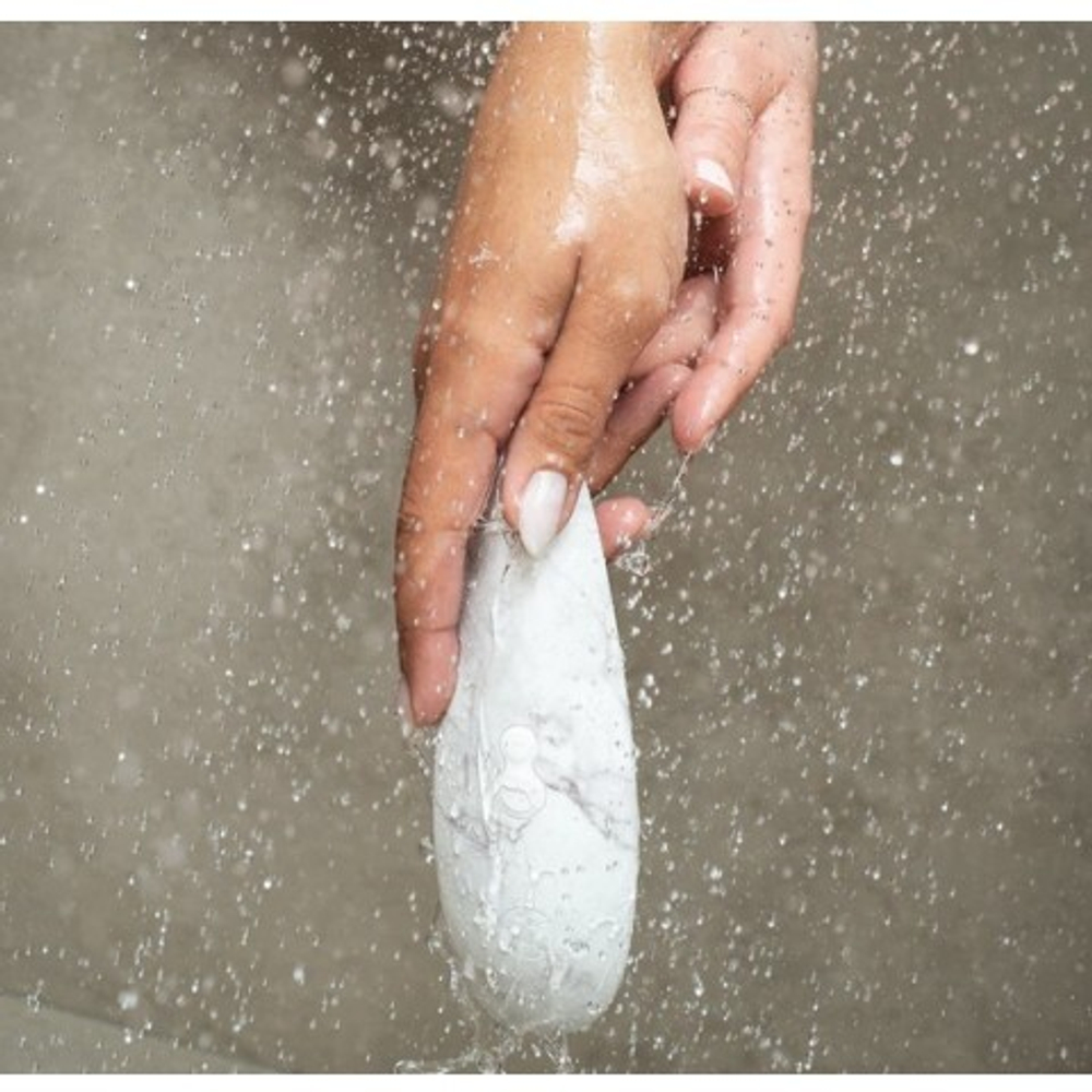 Бесконтактный клиторальный стимулятор Womanizer Marilyn Monroe White Marble