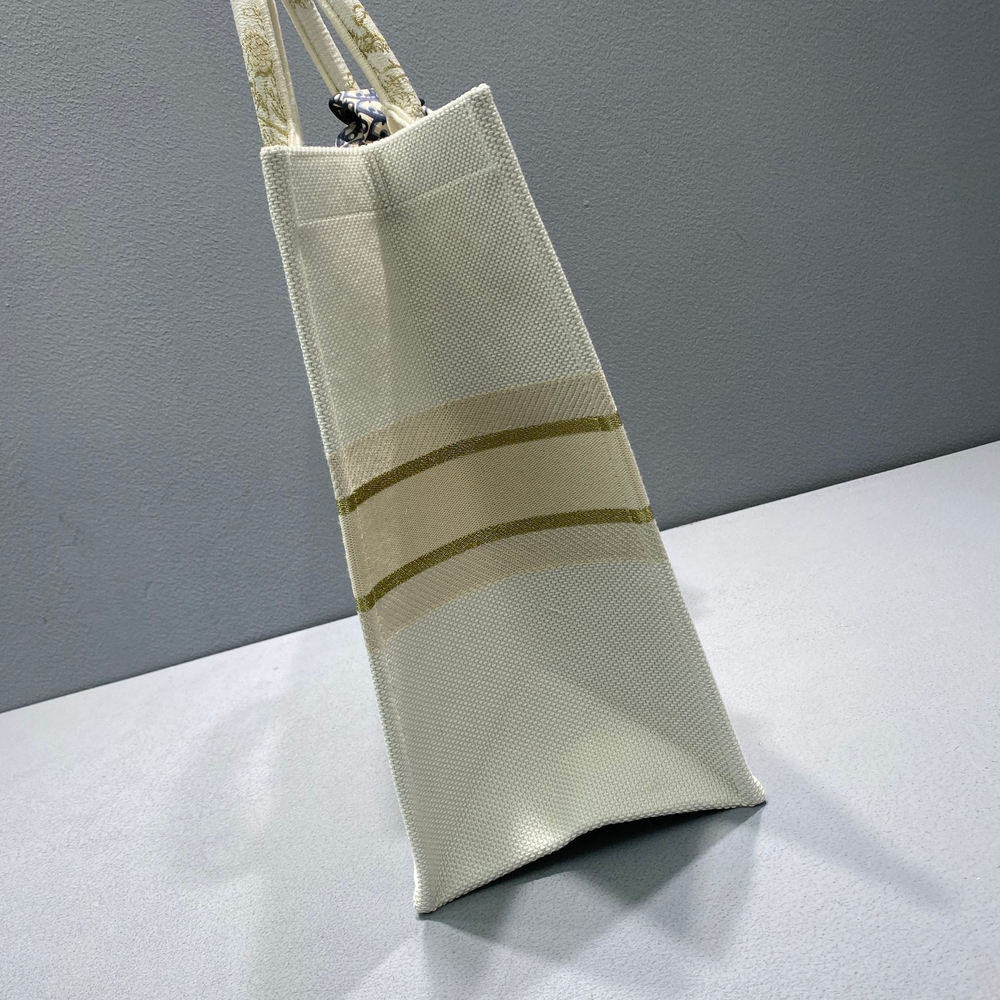 Christian Dior Book Tote 42 cm
