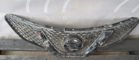 Решетка радиатора Nissan Qashqai 2 (J11) 13-17 Б/У Оригинал 623104em1a