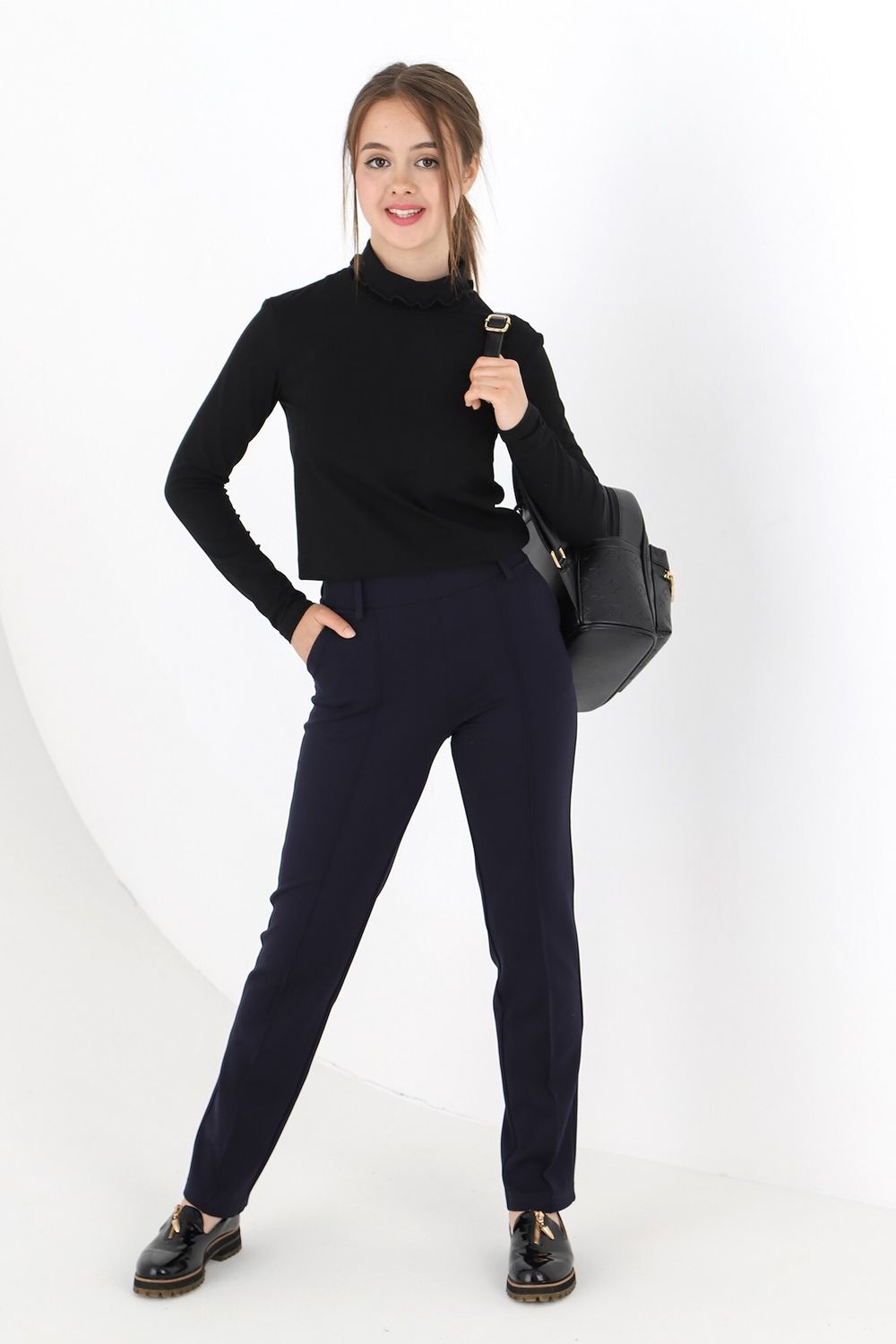 Джемпер для девочки Кин-3 Виотекс ЧЁРНЫЙ