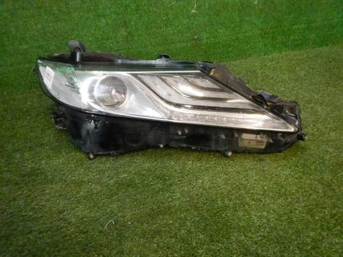 Битая Фара правая Toyota Camry xv70 (2017-2021) LED