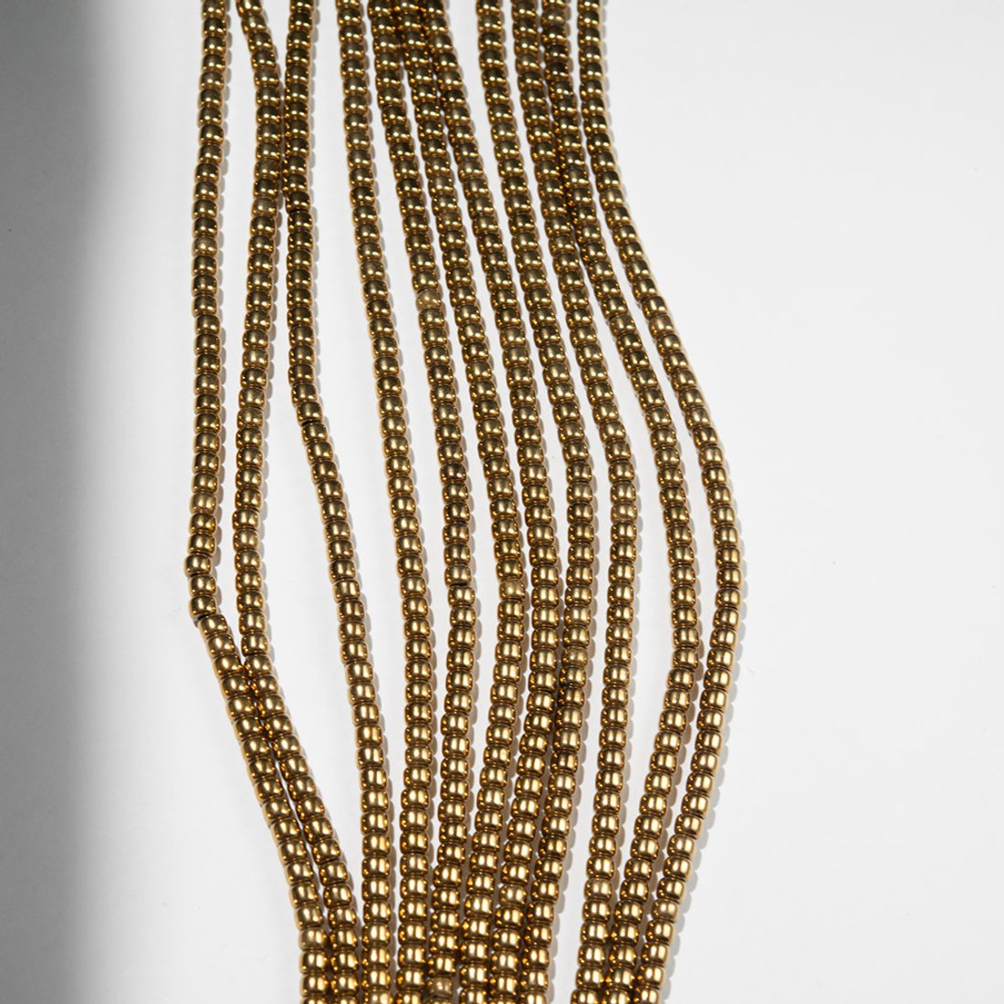 Гематин (гематит), оттенок "Яркое золото", бочонок 3*4мм