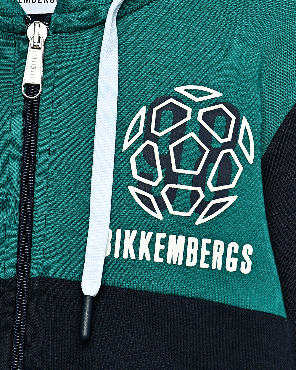 Кардиган с капюшоном + брюки трикотажные BIKKEMBERGS Темно-синий/Изумрудный/Термопринт: 98, футбольный мяч, логотип Мальчик