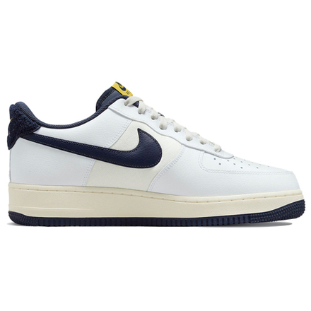 Кроссовки Nike Air Force 1 07 LV8 Varsity Jacket - Michigan