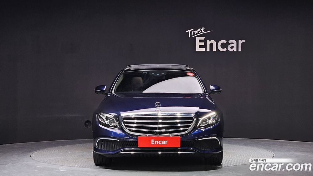 Mercedes-Benz E-Class W213 E300 4MATIC Exclusive (02.2020)