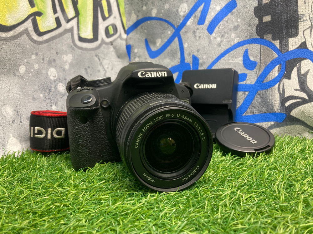 Canon 500D kit 18-55 mm 3.5-5.6 IS 8100 кадров
