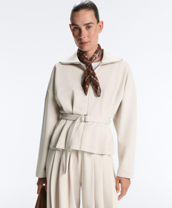 Oysho Куртка с ремнем, светлый серо-коричневый