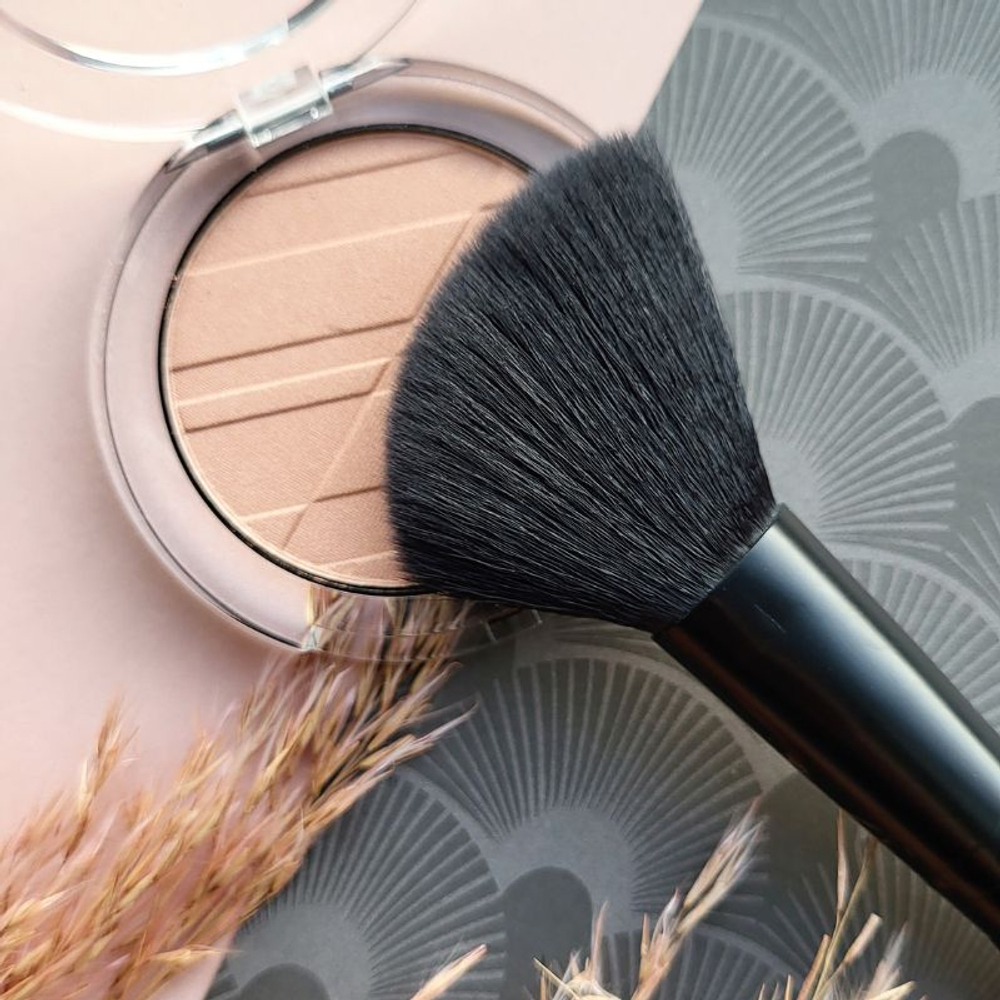 Скошенная кисть для румян Golden Rose ANGLE BLUSHER BRUSH