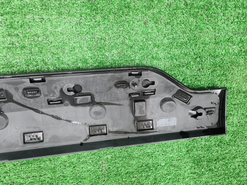 Накладка двери задняя правая Volvo XC90 2 (14-19)