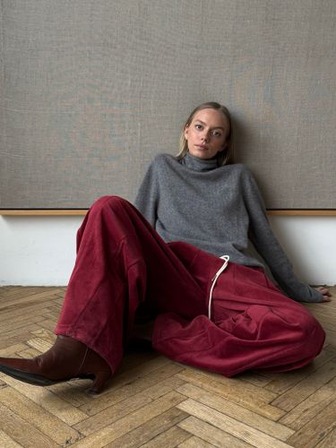 Серая водолазка из шерсти FN