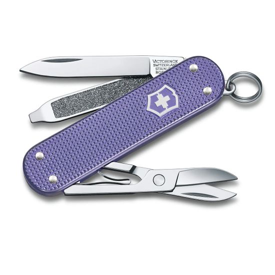 Складной нож Victorinox 0.6221.223G Electric Lavender c клинком из стали X55CrMo14, рукоять алюминиевый сплав Alox