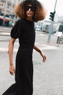 ZARA ТОП С ОБЪЕМНЫМИ РУКАВАМИ, ЧЕРНЫЙ