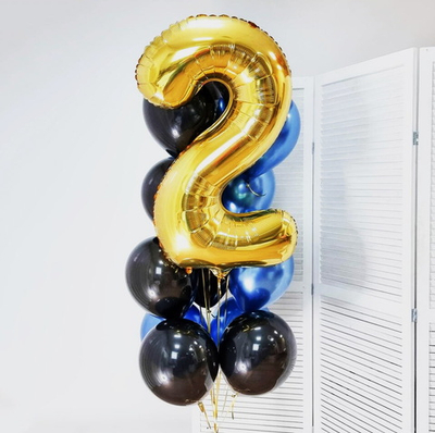 Фонтан шары с цифрой с гелием