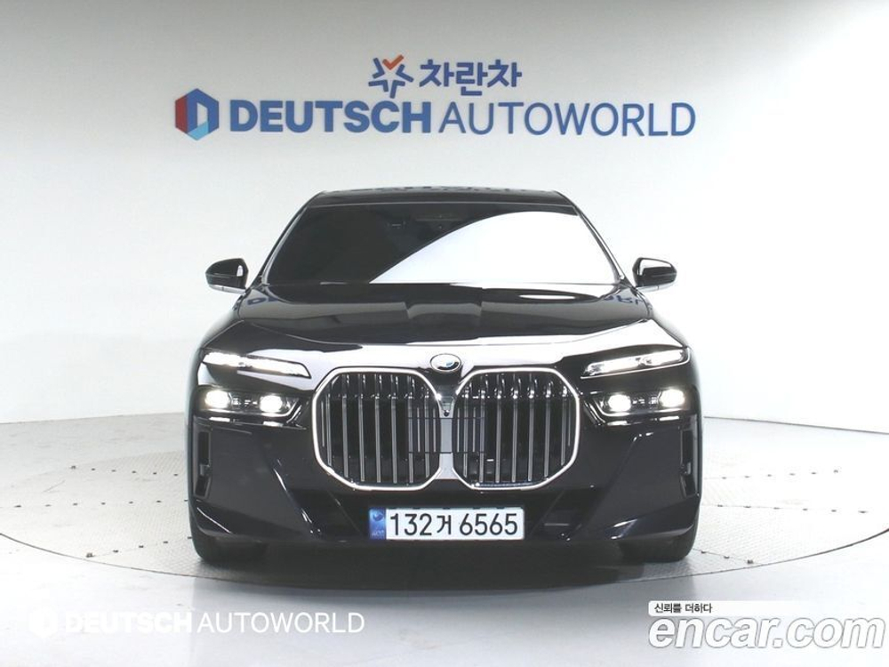 BMW 7 Series (G70) 740i sDrive M Sports (02.2023)