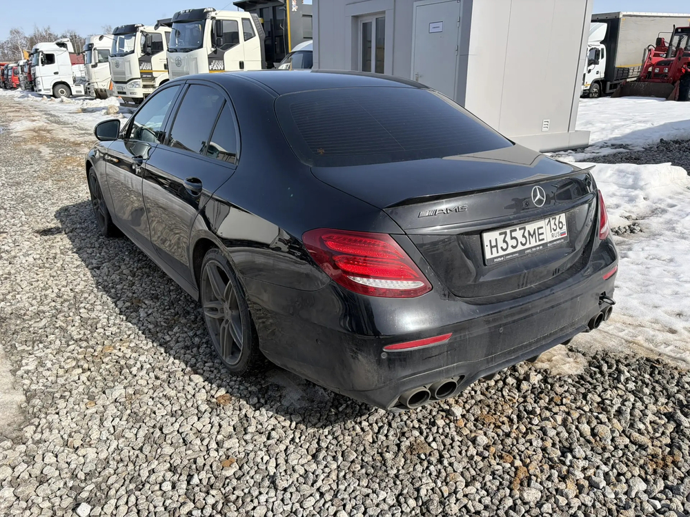 Mercedes-Benz E-CLASS 200 4MATIC Sport Plus