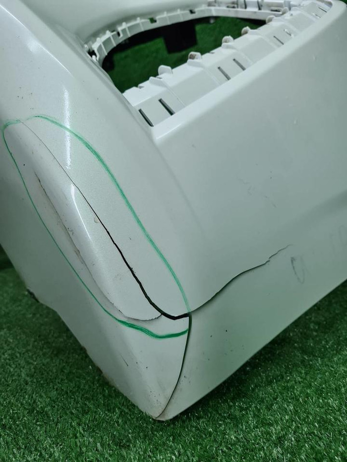 Бампер передний Voyah Dream (2021-н.в.)