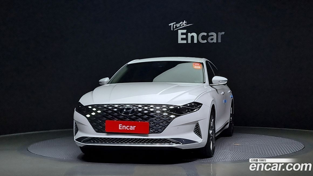 Hyundai The New Grandeur (Azera) IG Hybrid Calligraphy (06.2022)