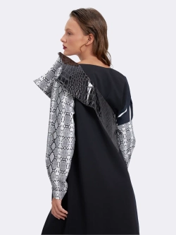 Вечернее платье с декоративной деталью OLA OLA