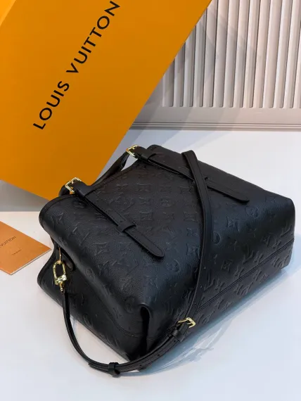 Сумка Louis Vuitton Babylone Tote PM
