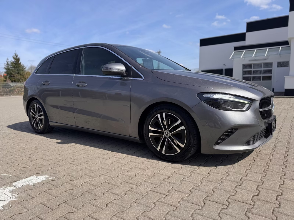 Mercedes-Benz B 200