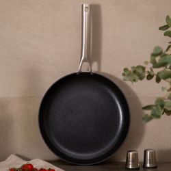 СКОВОРОДА C АНТИПРИГАР. 3Х СЛОЙНЫМ ПОКРЫТ. DAIKIN, СЕРИЯ "CHEF" AGNESS 28*5.0CM, АНОДИРОВАН.АЛЮМИНИЙ